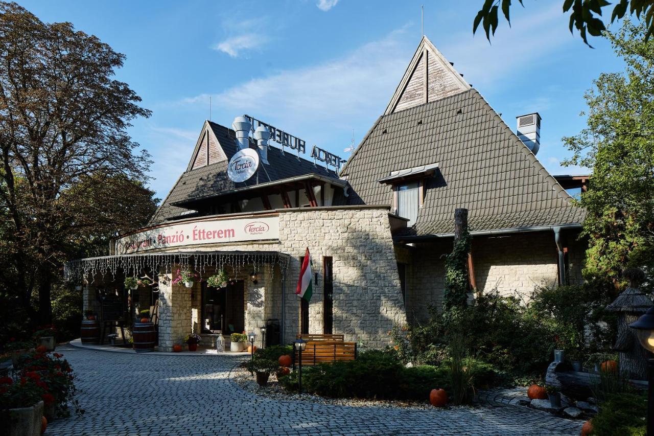 Tercia Hubertus Panzio Bed and Breakfast Sopron Exteriör bild