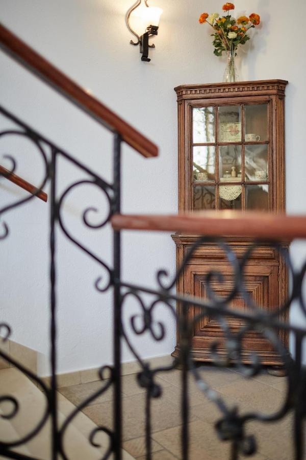Tercia Hubertus Panzio Bed and Breakfast Sopron Exteriör bild