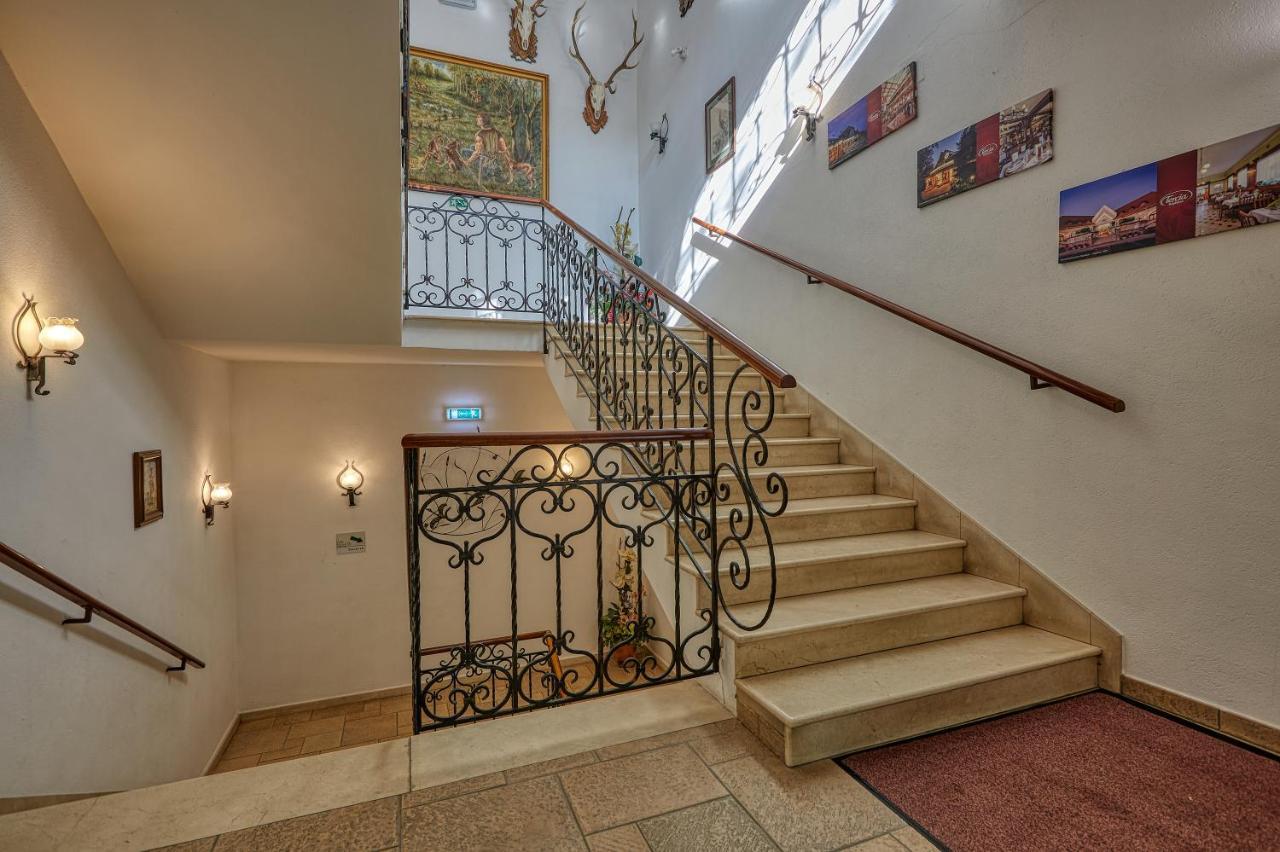 Tercia Hubertus Panzio Bed and Breakfast Sopron Exteriör bild