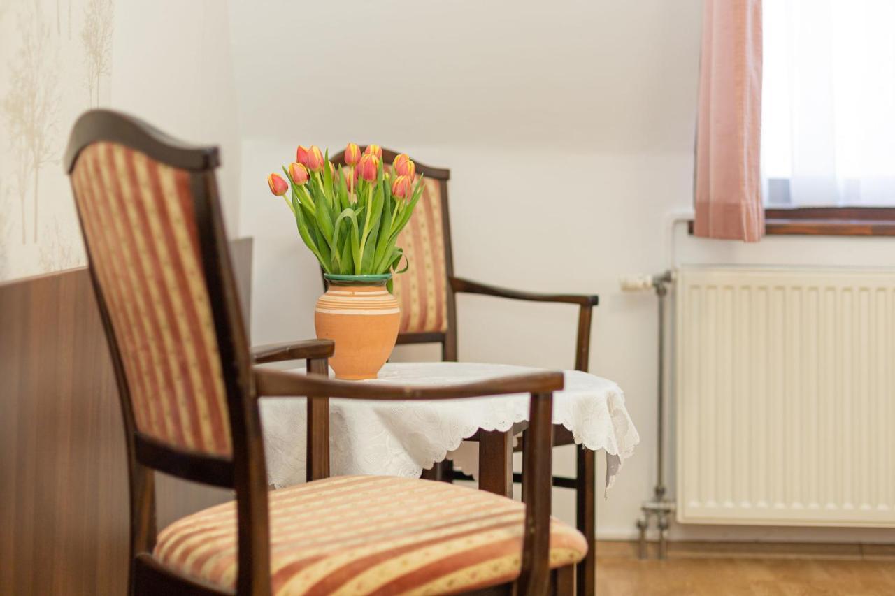 Tercia Hubertus Panzio Bed and Breakfast Sopron Exteriör bild